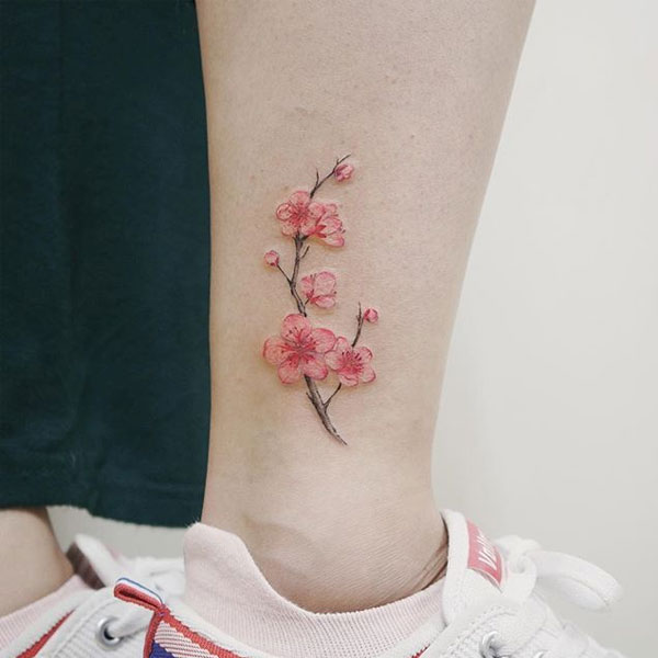 Tattoo hoa đào cổ chân đẹp