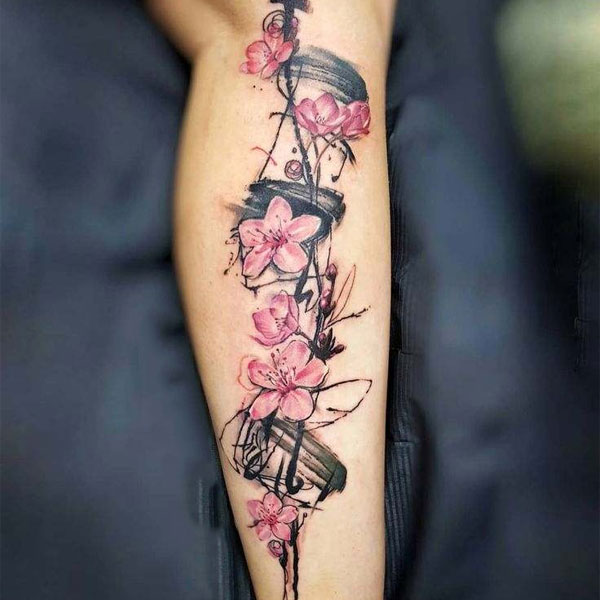 Tattoo hoa đào ở chân đẹp