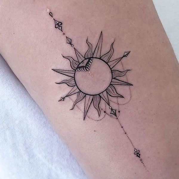 Tattoo mệnh thổ mặt trời siêu đẹp