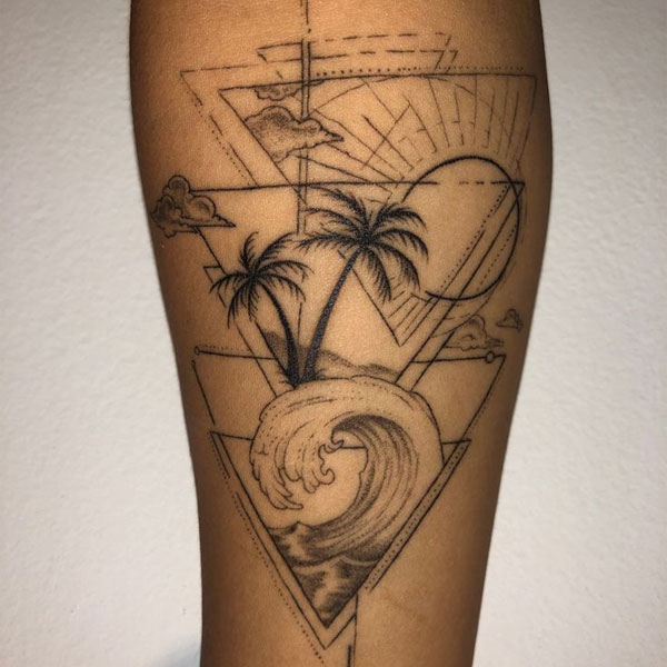 Tattoo mệnh thủy sóng nước