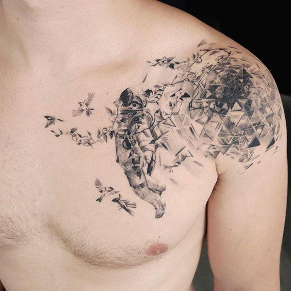 Tattoo ở vai dễ thương mang đến nam