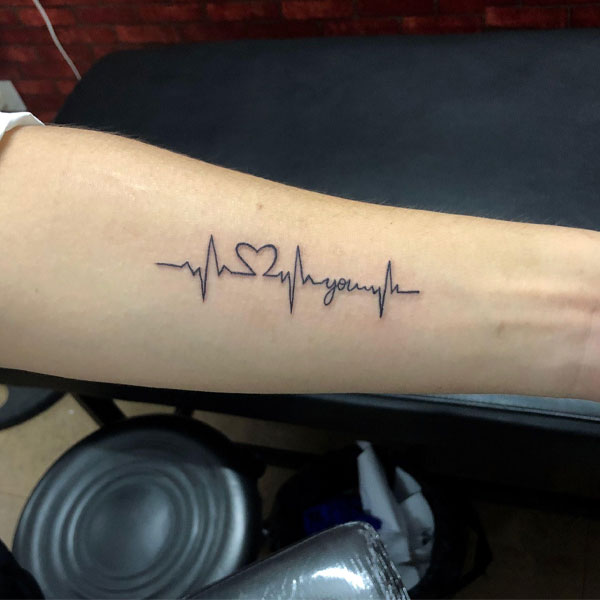 Tattoo ý nghĩa nhịp tim
