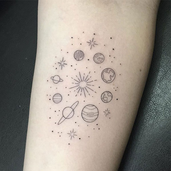 Tattoo galaxy đơn giản