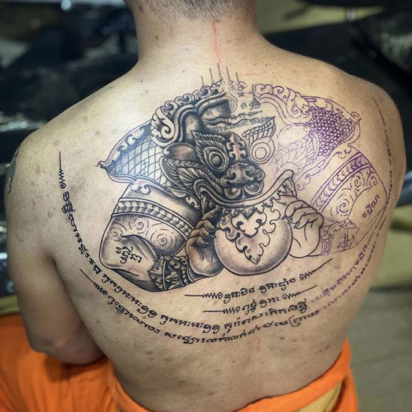 Tattoo khmer ở lưng
