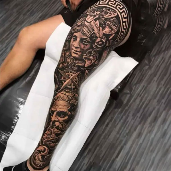 Tattoo kín chân nữ thần
