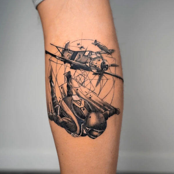 Tattoo máy bay nhảy dù
