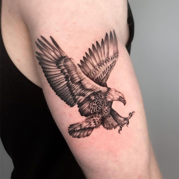 Tattoo mệnh hỏa đại bàng đẹp