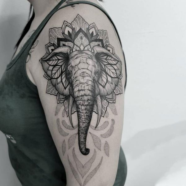 Tattoo mệnh kim con voi đẹp