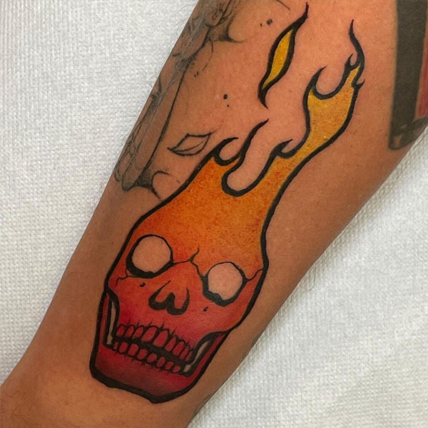Tattoo ngọn lửa ngộ nghĩnh