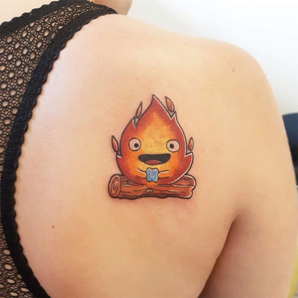 Tattoo ngọn lửa ở lưng đẹp