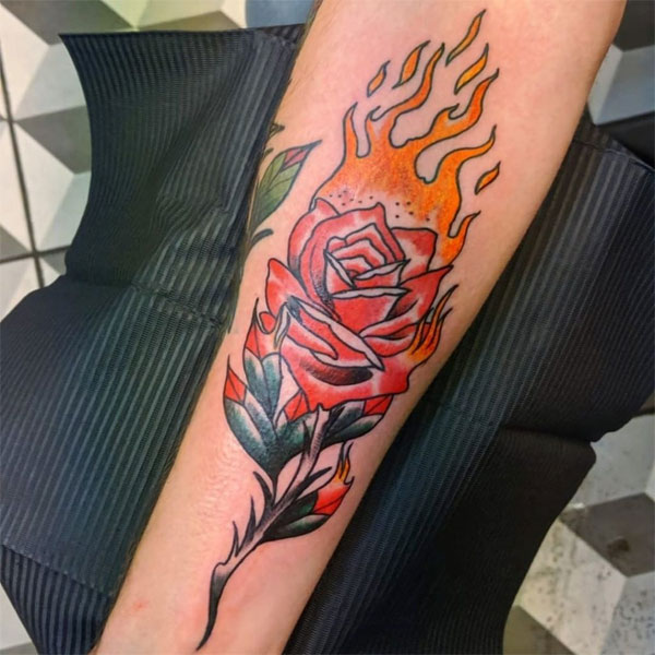 Tattoo ngọn lửa ở tay đẹp