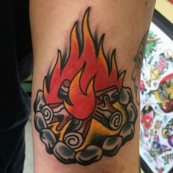 Tattoo ngọn lửa trại đẹp