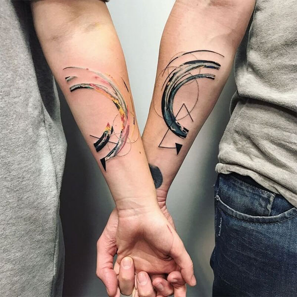 Tattoo tình yêu ở tay