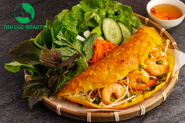 Nâng mũi ăn bánh xèo được không?