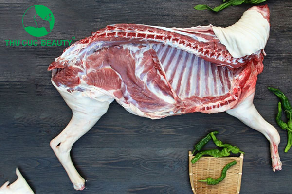 Nâng mũi ăn thịt dê được không?