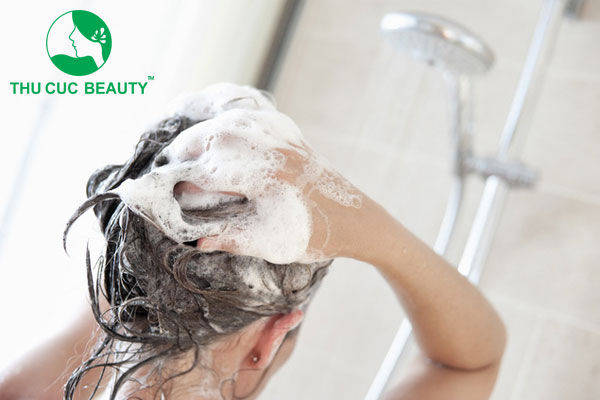 Nâng mũi bao lâu được gội đầu?