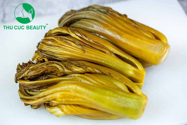 Nâng mũi có được ăn dưa muối không?