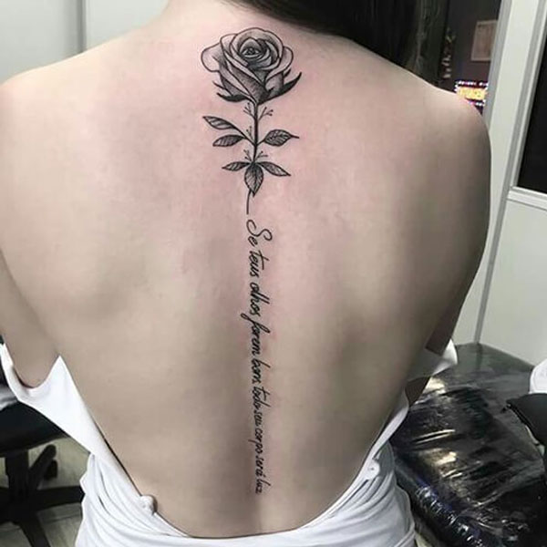 Tattoo dọc sống lưng hoa hồng chất