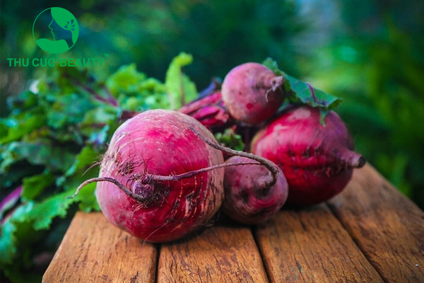 Nâng mũi ăn củ dền được không?