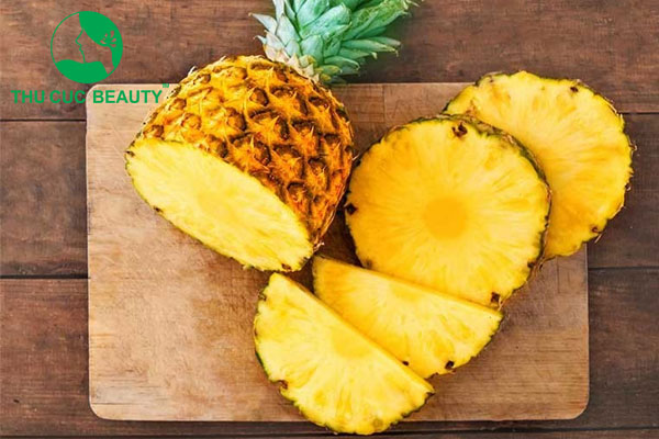 Nâng mũi ăn dứa được không?