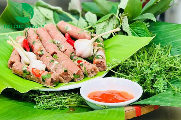 Nâng mũi ăn được nem chua không?