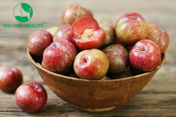 Nâng mũi ăn mận được không?