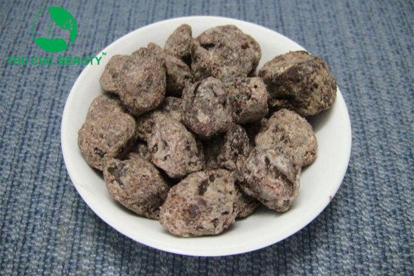 Nâng mũi ăn ô mai được không?