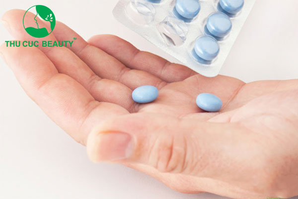 Uống thuốc tiêu sữa có bị teo vòng 1 không?