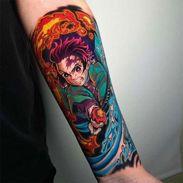 Tattoo anime kín cánh tay