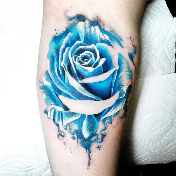 Tattoo hoa hồng xanh siêu đẹp