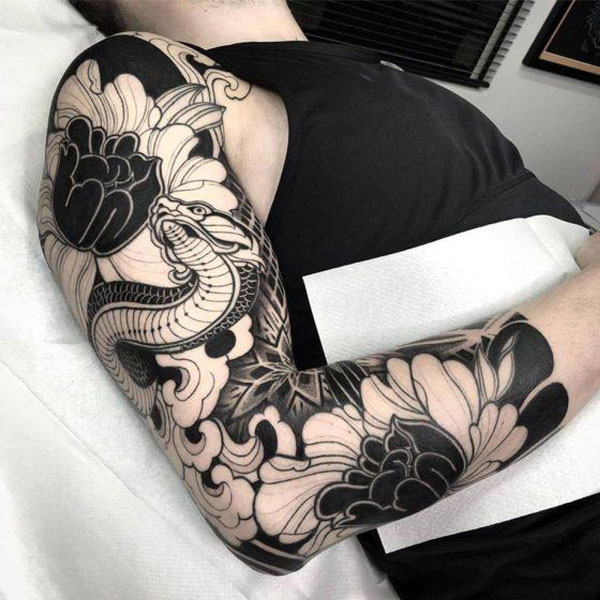 Tattoo hoa mẫu đơn kín tay