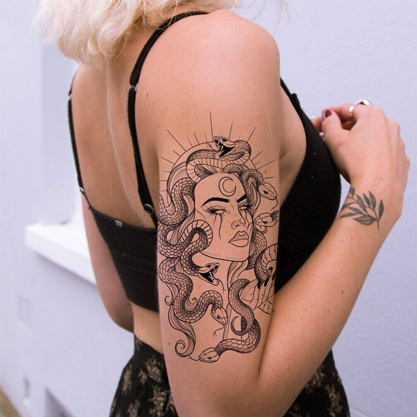Tattoo medusa mang lại nữ