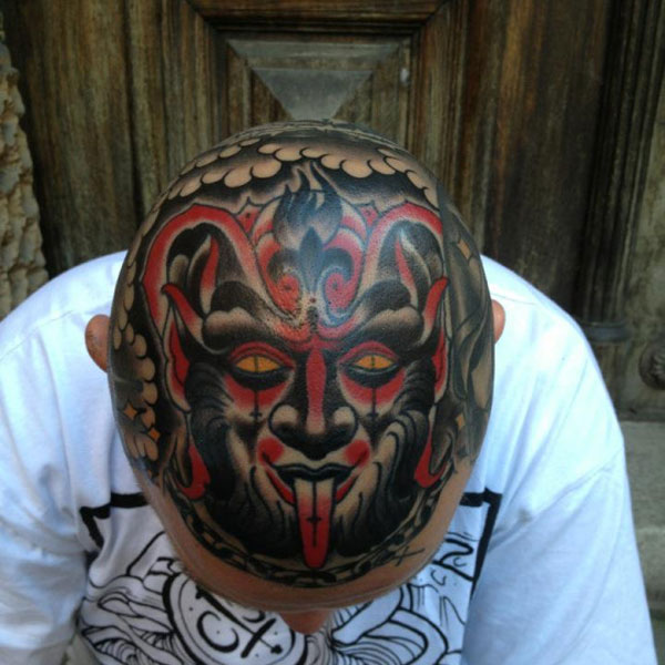 Tattoo quỷ satan trên đầu