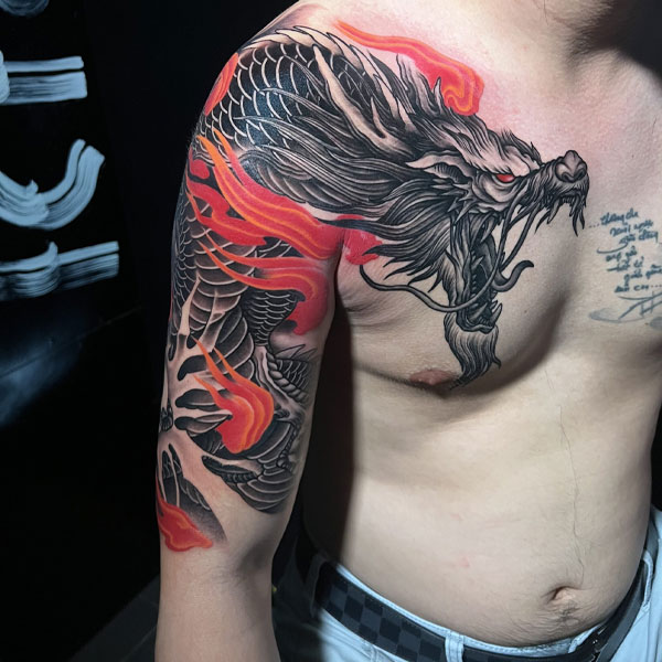 Tattoo rồng châu á kín bắp tay