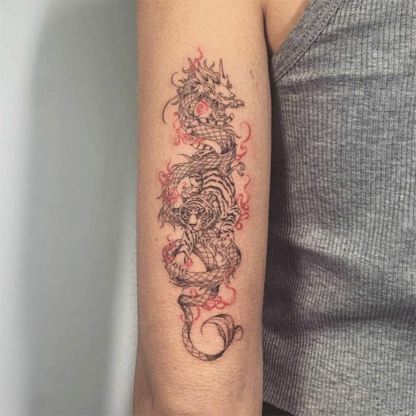 Tattoo rồng châu á mini bắp tay