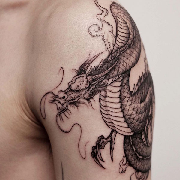 Tattoo rồng châu á bắp tay