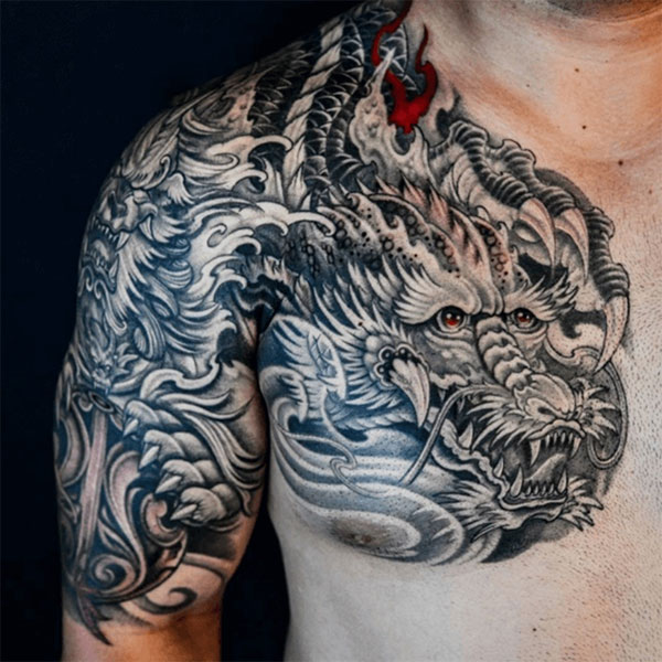 Tattoo rồng châu á trước ngực