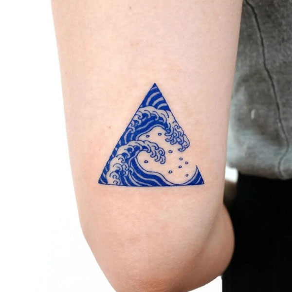 Tattoo sóng biên ở tay siêu chất đẹp