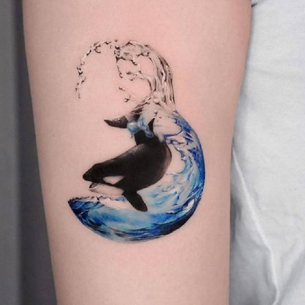 Tattoo sóng biển và cá voi