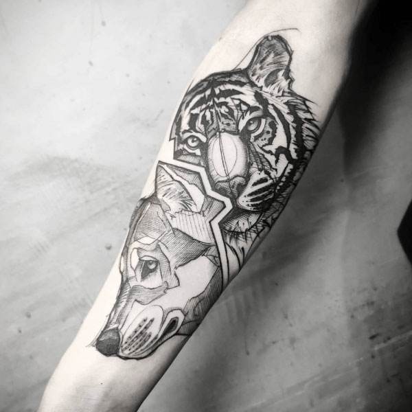 Tattoo đen trắng chó sói đẹp