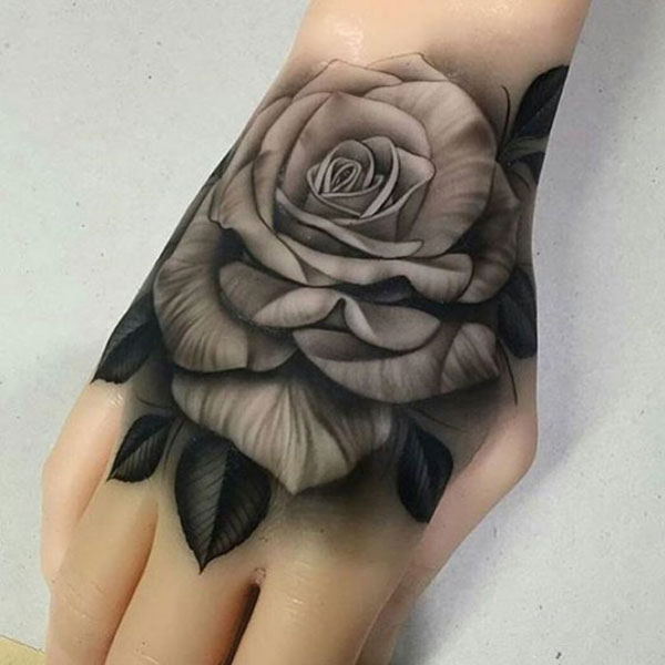 Tattoo hoa hồng đen bàn tay đẹp
