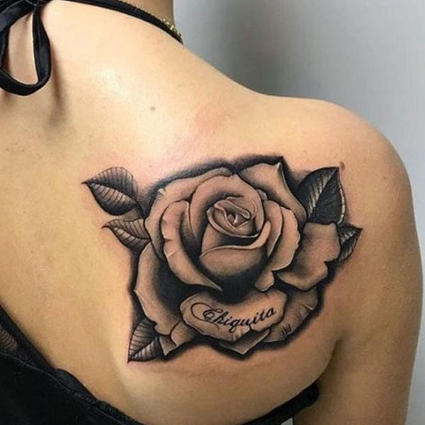 Tattoo hoa hồng đen ở lưng siêu đẹp