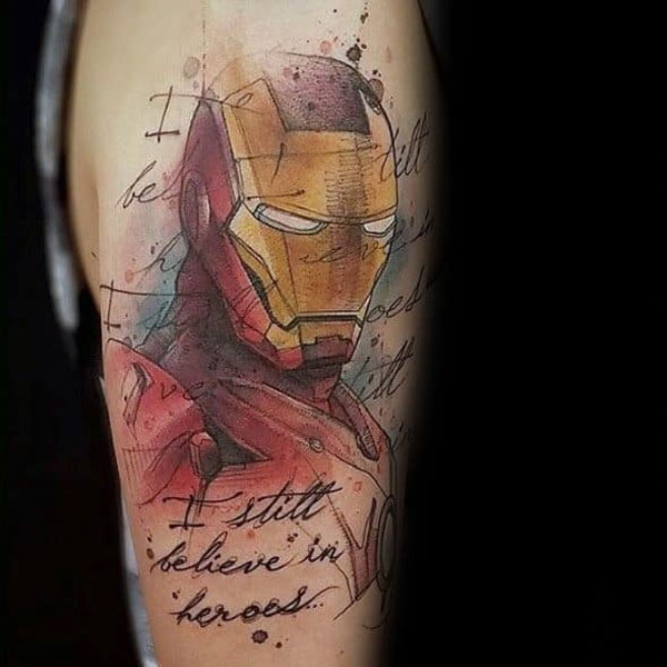 Hình xăm Iron Man kín bắp tay