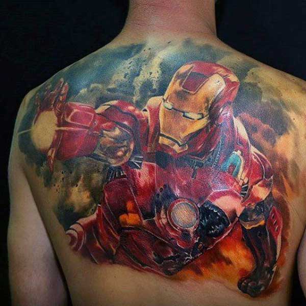 Hình xăm Iron Man kín lưng