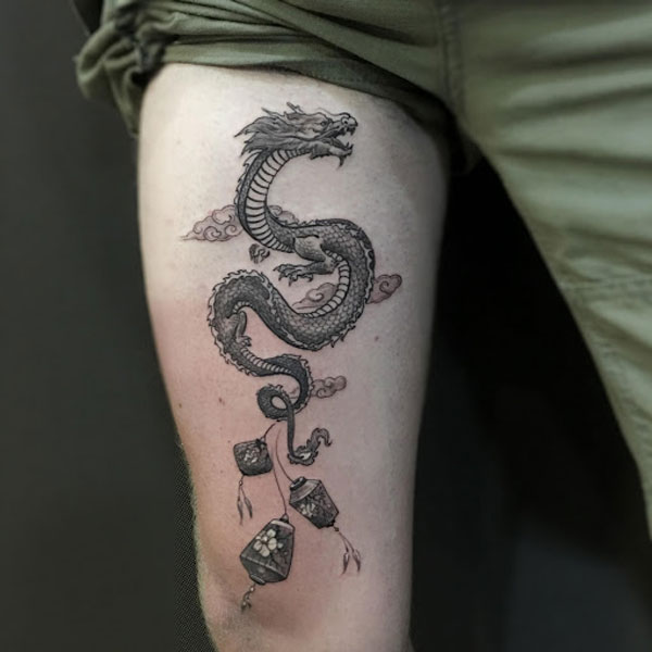 Tattoo rồng châu á ở đùi đẹp