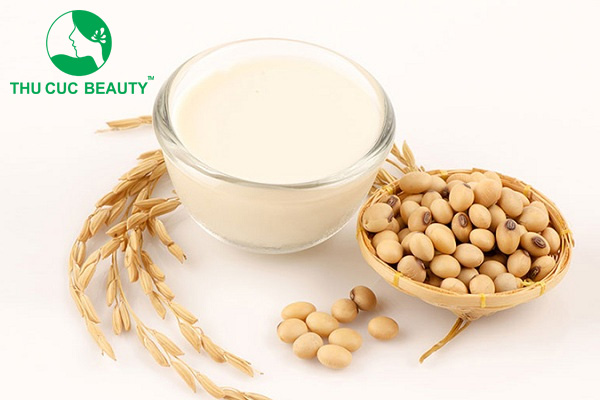 Bật mí 4 cách uống mầm đậu nành tăng vòng 1 tốt nhất