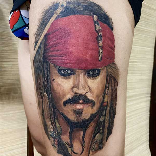 Hình xăm chân dung thuyền trưởng Jack Sparrow