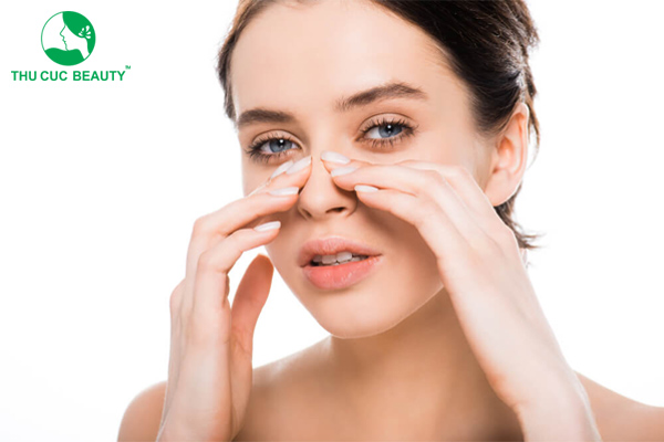 Thắc mắc thường gặp: Nâng mũi bao lâu được sờ nắn?