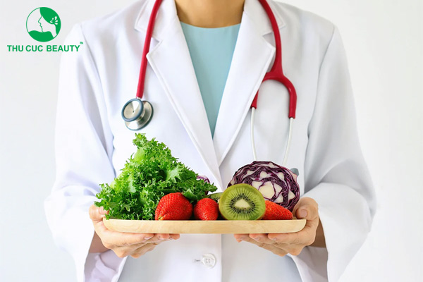 Thu gọn cánh mũi kiêng ăn gì? Kiêng ăn trong bao lâu?