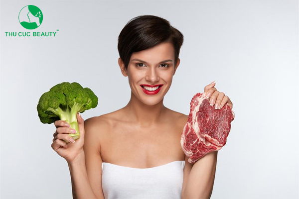 Khử thâm môi kiêng ăn gì và nên ăn gì để môi lên màu đẹp